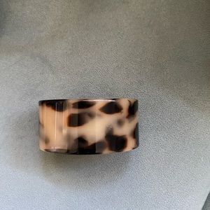 Tortoise cuff size small